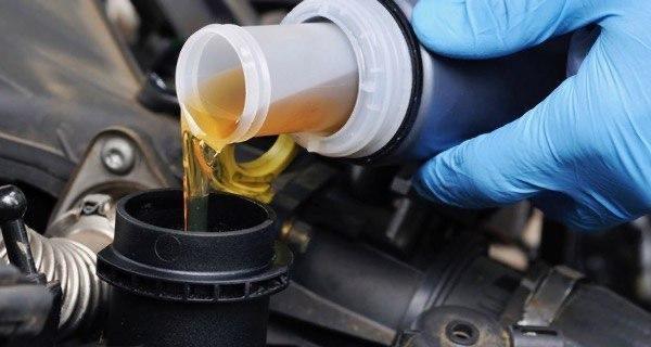 Oil Change & Fluid Services for Optimal Performance